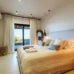 Illume Mykonos Villa Plintri