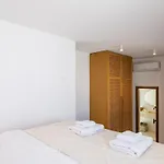 Illume Mykonos *